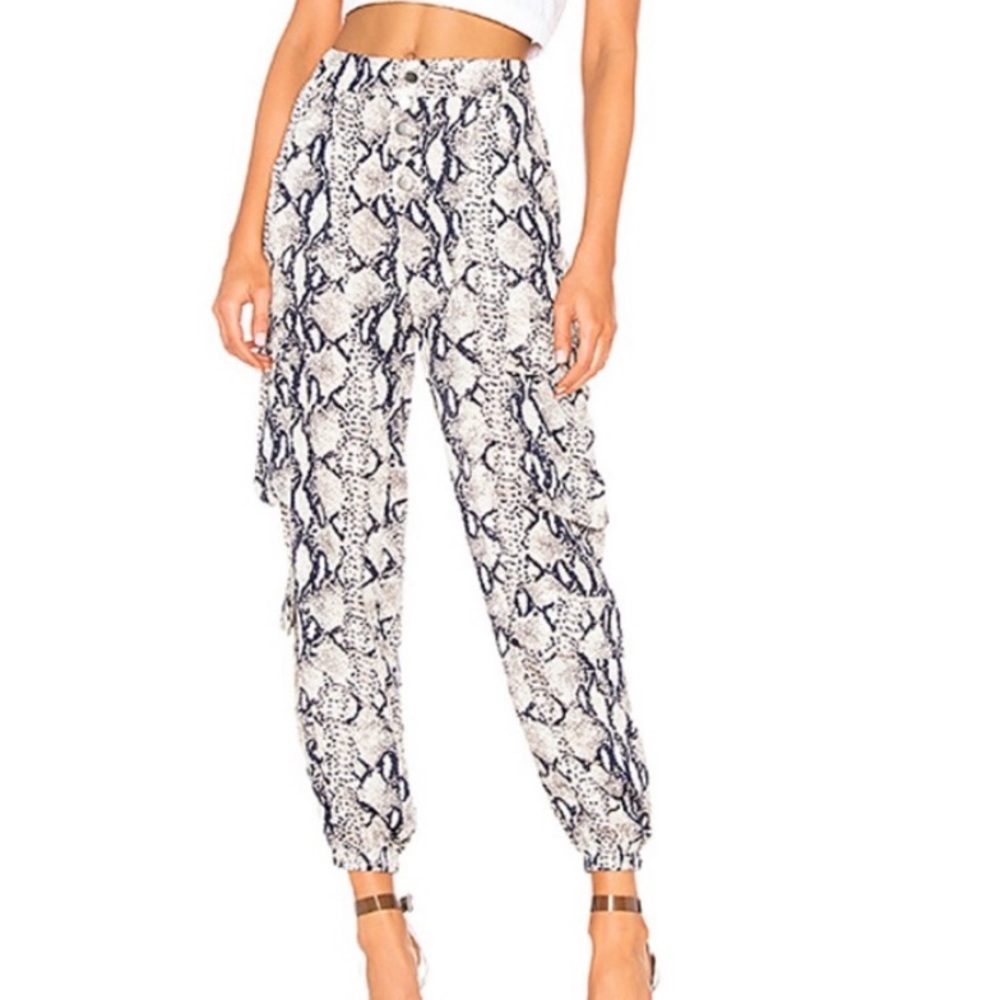 Lioness pants